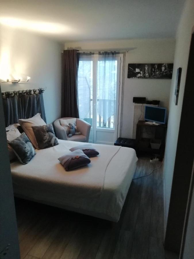 Hotel & Restaurant Le Chalvet Embrun Εξωτερικό φωτογραφία