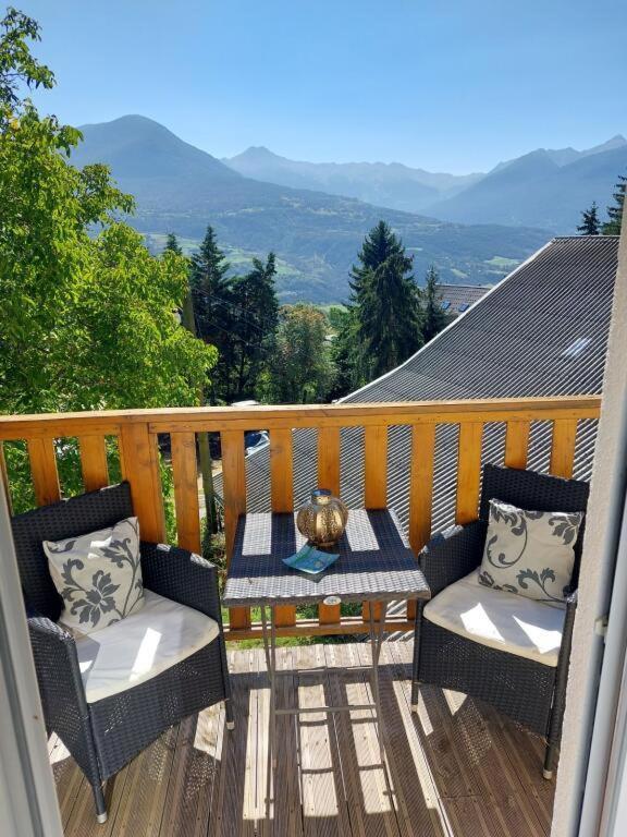 Hotel & Restaurant Le Chalvet Embrun Εξωτερικό φωτογραφία