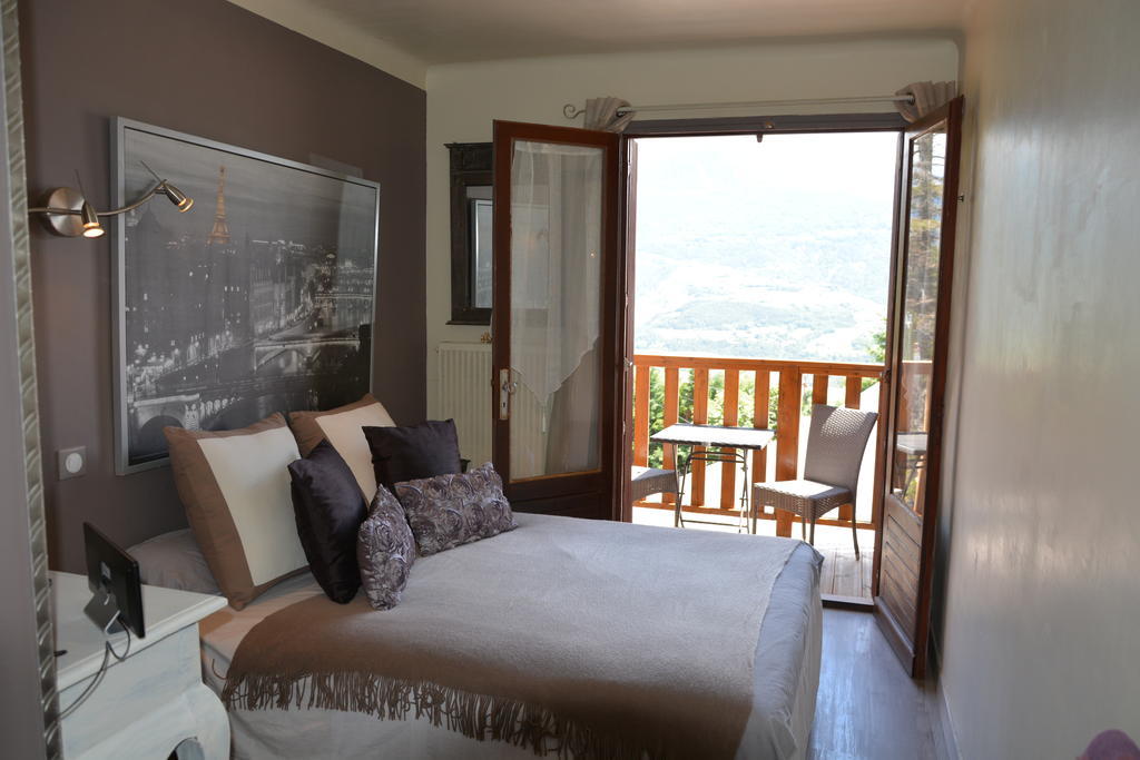 Hotel & Restaurant Le Chalvet Embrun Δωμάτιο φωτογραφία